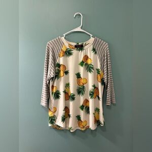 NWOT … LAINE STREET “Size:S” Pineapple Top